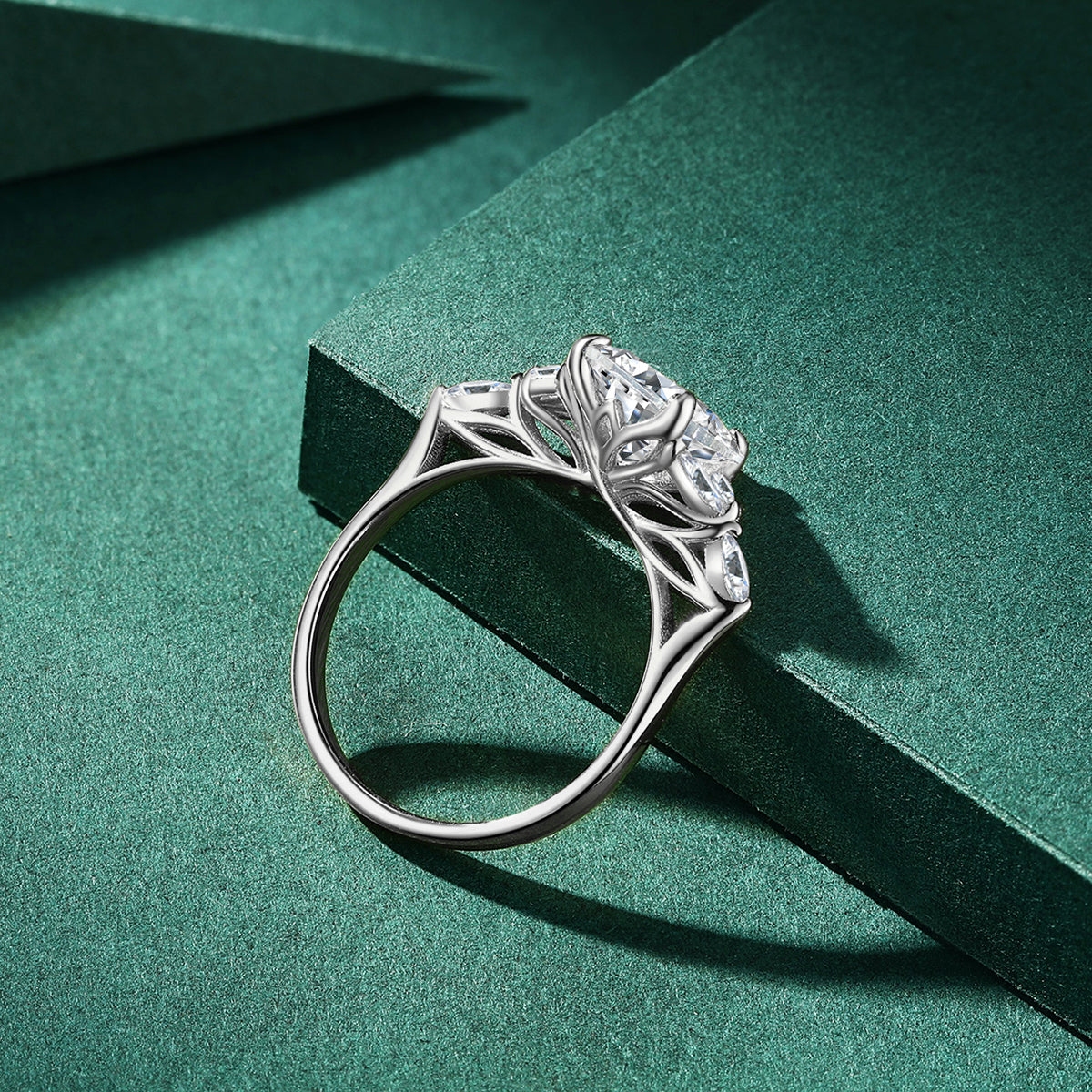 Isabella Ring