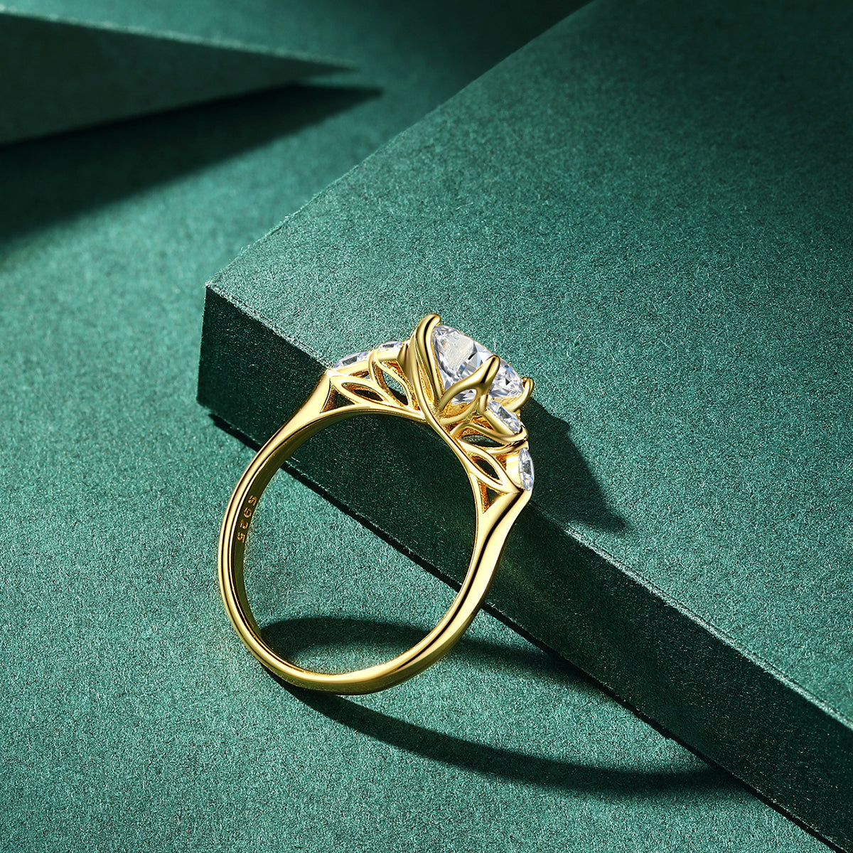 Aurelia Ring