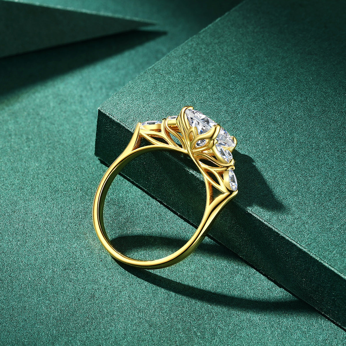 Isabella Ring