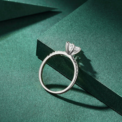 Eliora Ring