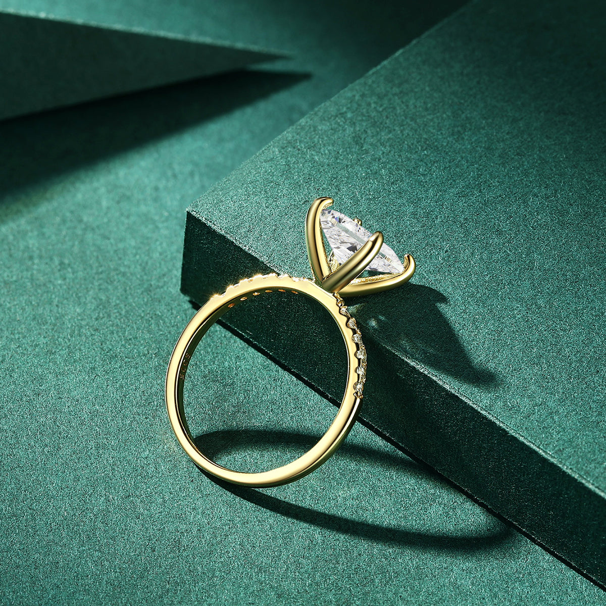Novara Ring
